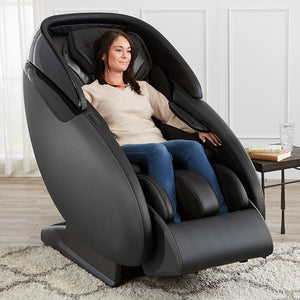 Kyota Kaizen M680 Zero-Gravity, Heating Massage Chair (Certified Pre-Owned)