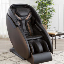 Load image into Gallery viewer, Kyota Kaizen M680 Zero-Gravity, Heating Massage Chair (Certified Pre-Owned)